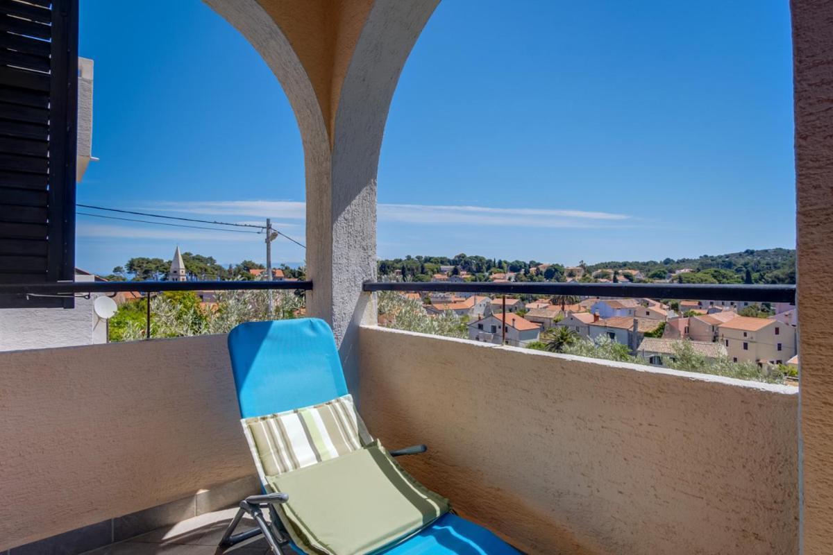 Apartmani Nadalina Veli Losinj Exterior photo