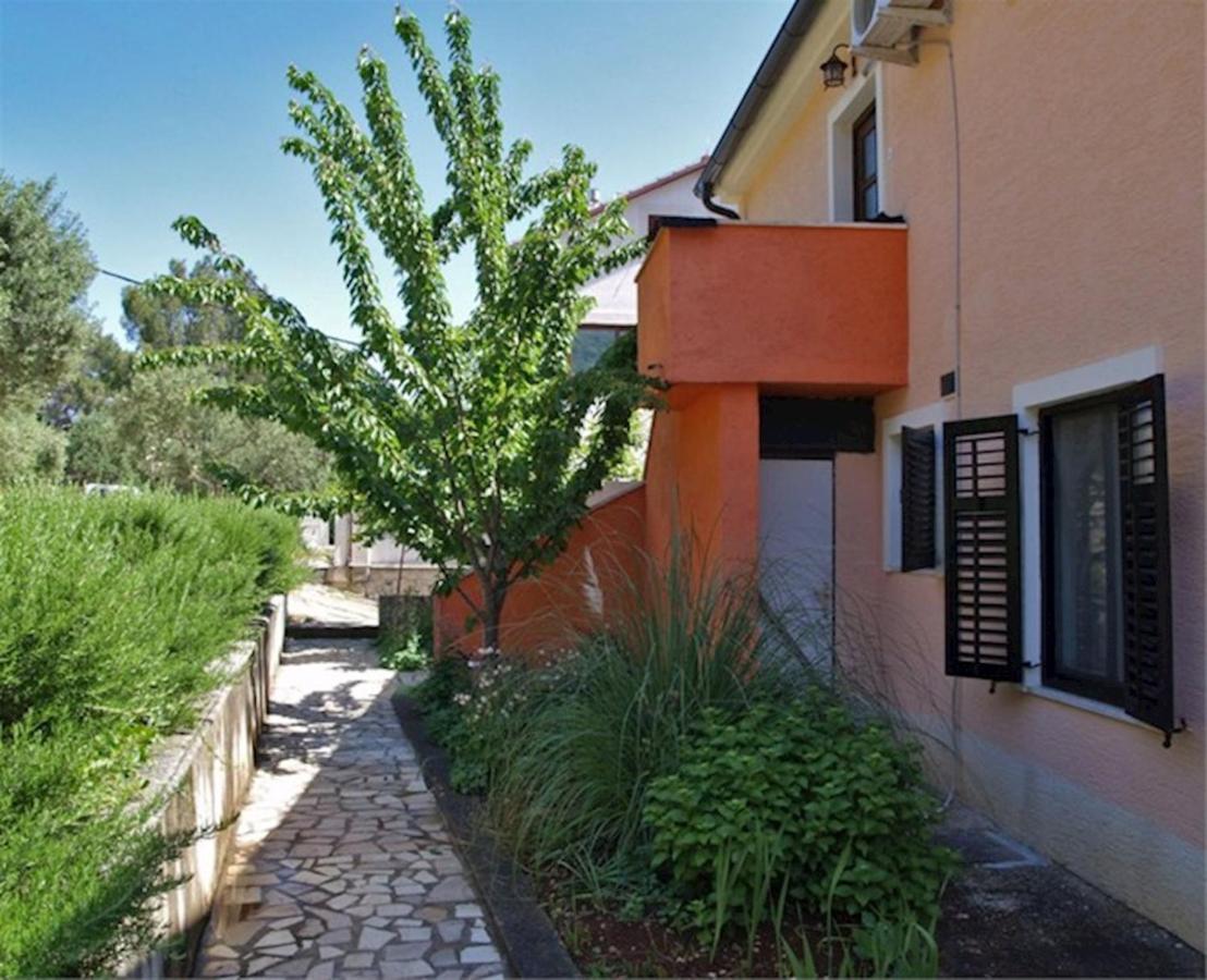 Apartmani Nadalina Veli Losinj Exterior photo